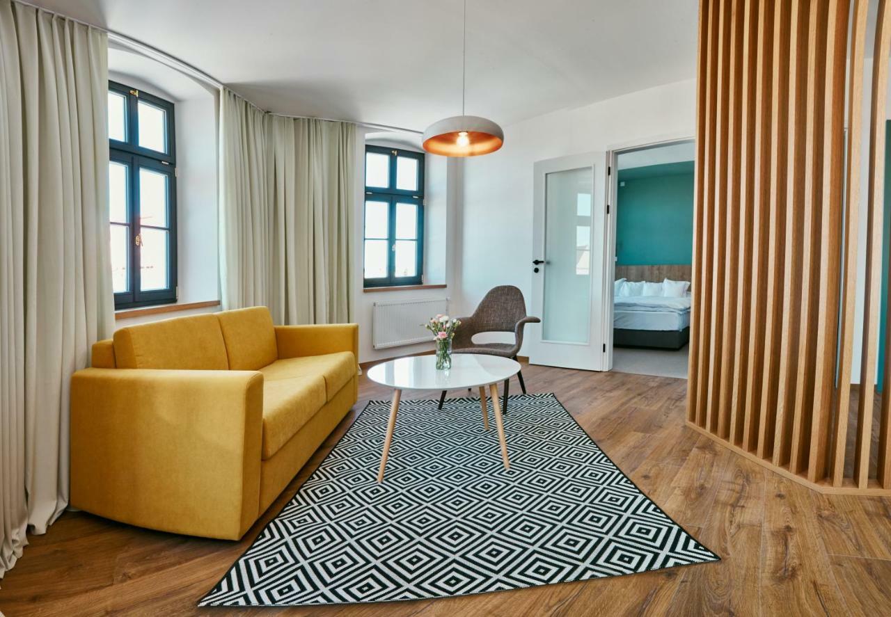 Hotel A Hostinec Slunce Osecna Luaran gambar